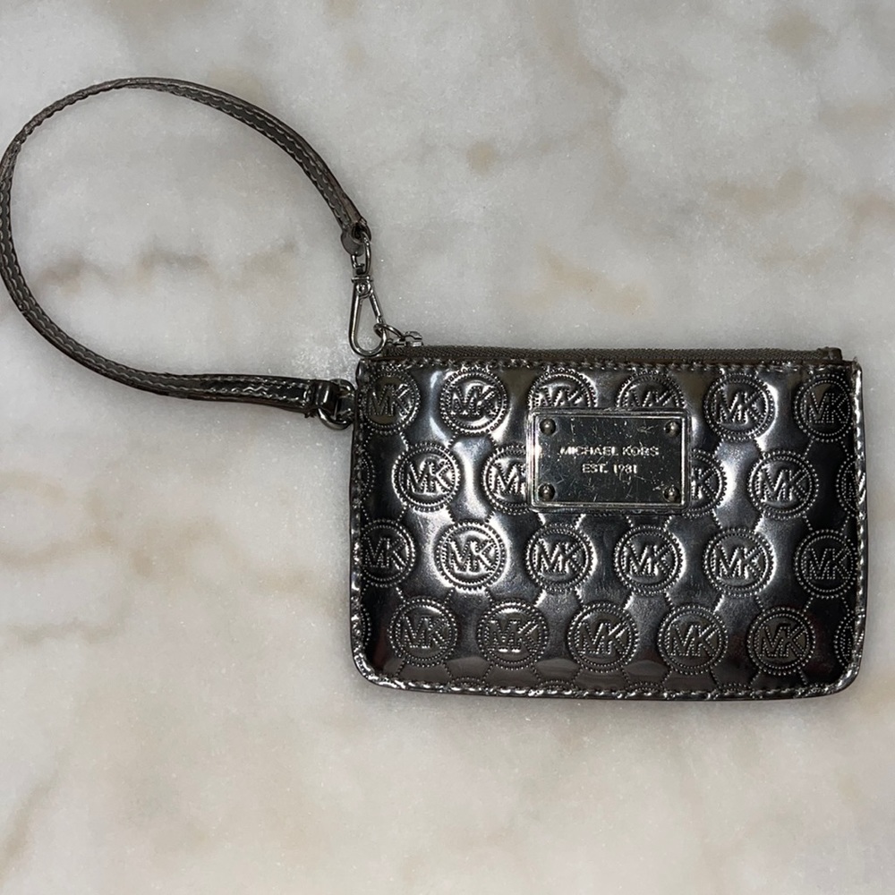 Michael Kors Wristlet Metallic